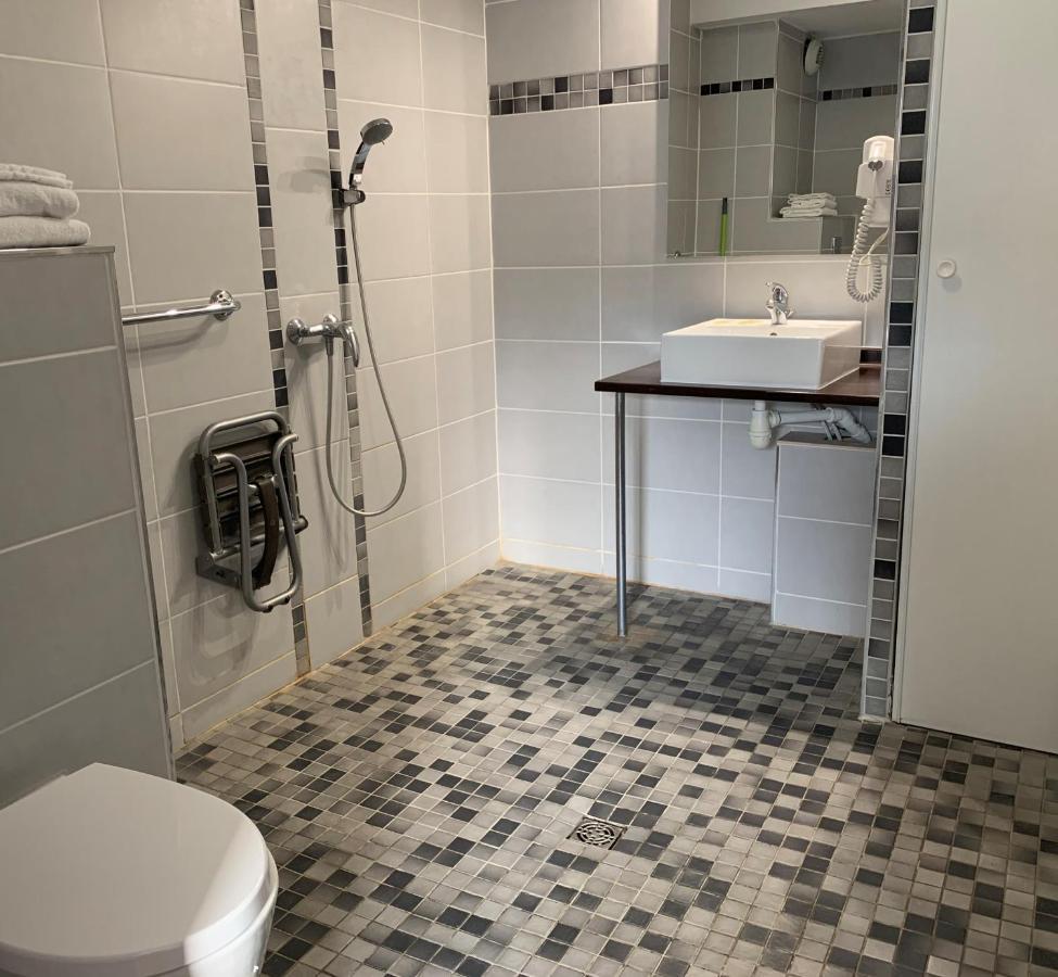 Apartment Disable access,1539354082:JPEG
